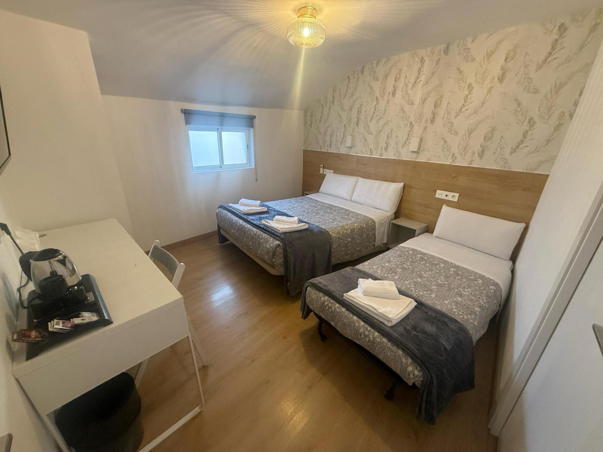 Hostal A Nuestra Senora De La Paloma — Photos 1
